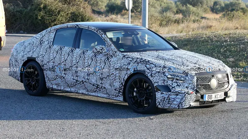 奔馳全新E級諜照首曝 將於2022年下半年亮相